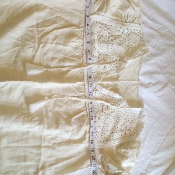 Cream Lace Blouse - Picture 1 of 3
